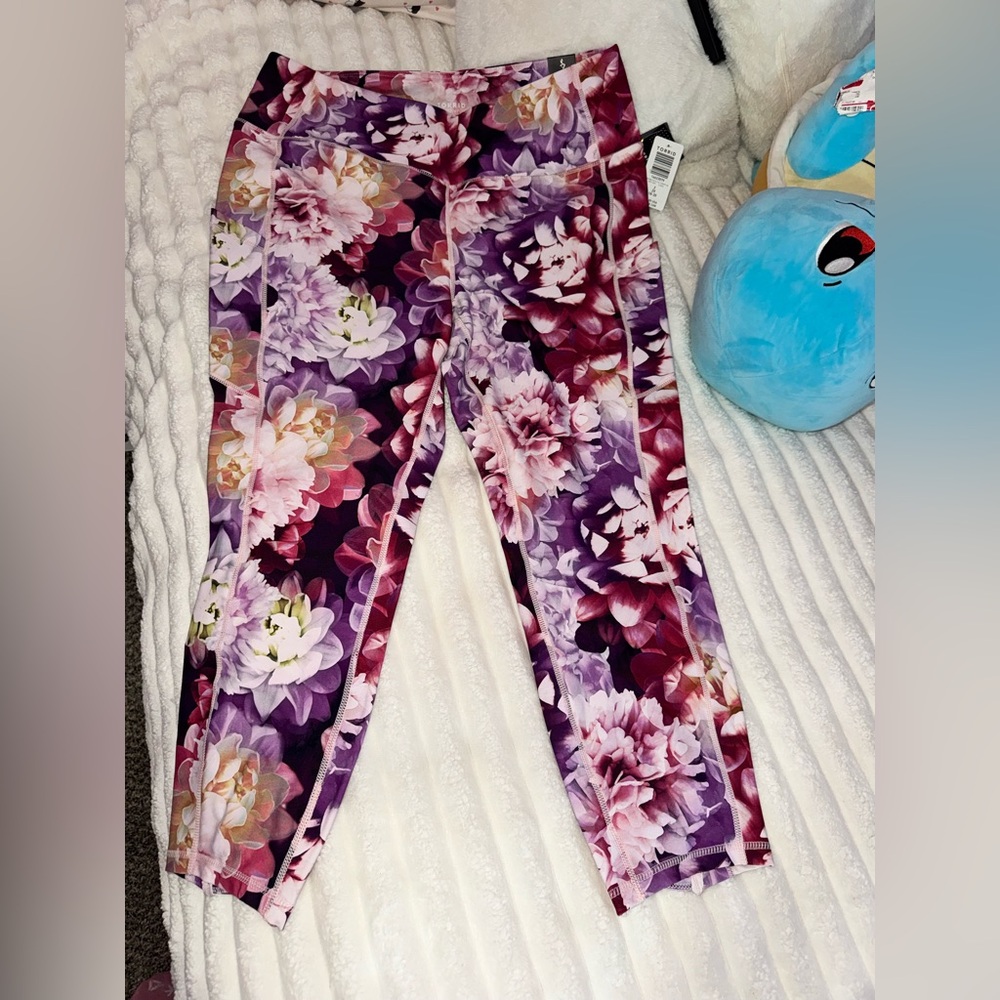 Torrid Purple and Pink Floral Plus size active Leggings